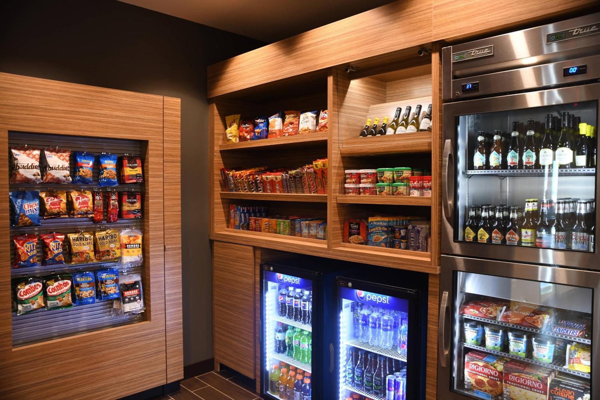 Towneplace Suites Kansas City At Briarcliff Экстерьер фото